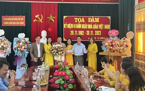 Các trường học trên địa bàn tổ chức toạ đàm kỷ niệm 41 năm ngày Nhà giáo Việt Nam 20/11/1982- 20/11/2023